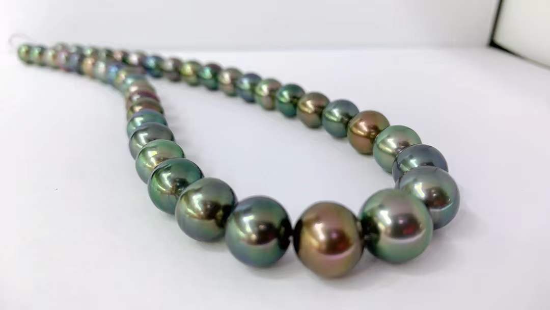 Tahitian pearl necklace near round Tahitian pearls Custom tahiti pearls jewelry