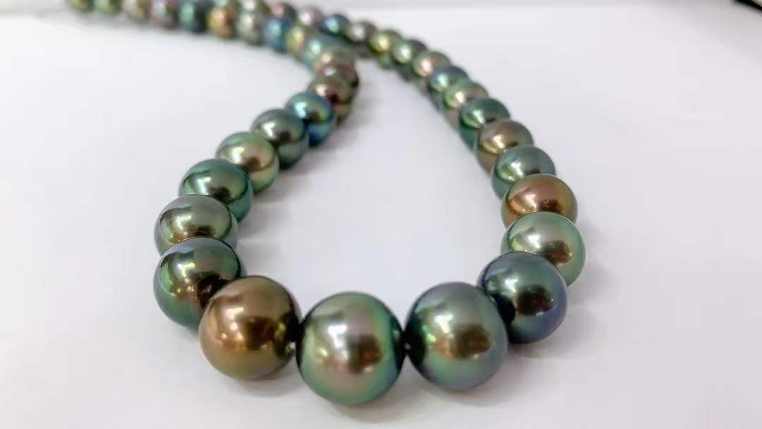 Tahitian pearl necklace near round Tahitian pearls Custom tahiti pearls jewelry
