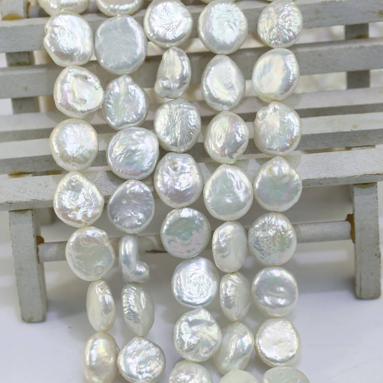 AA Coin Shape White Color Nice Quality pearl